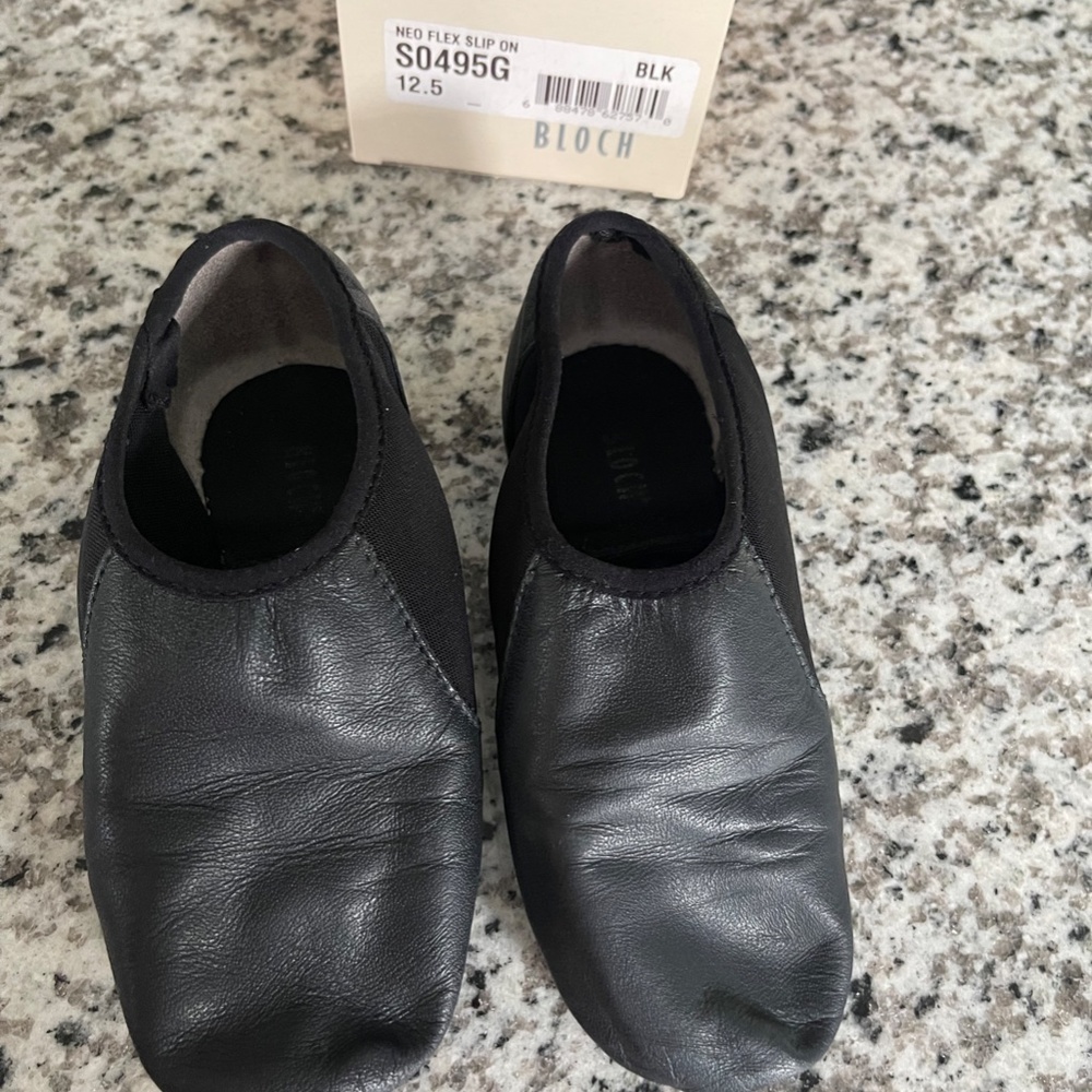 Bloch~Children's Neo Flex Slip On Jazz Shoe - Picture 2 of 3